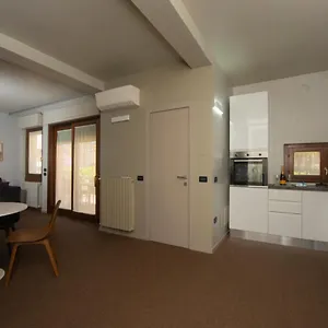 appartamento-villa-del-sole.it-lombardy.com/